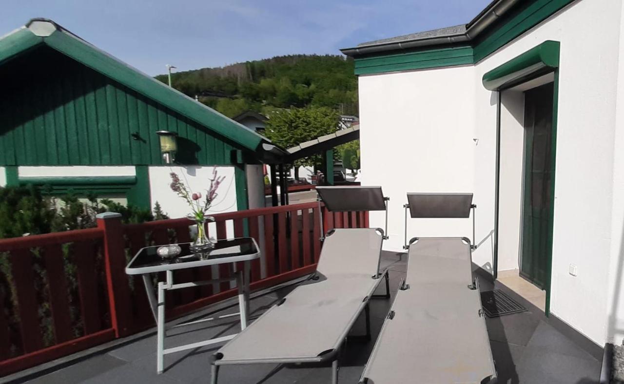 VivaNatura Eifelferienhaus Einruhr Exterior foto